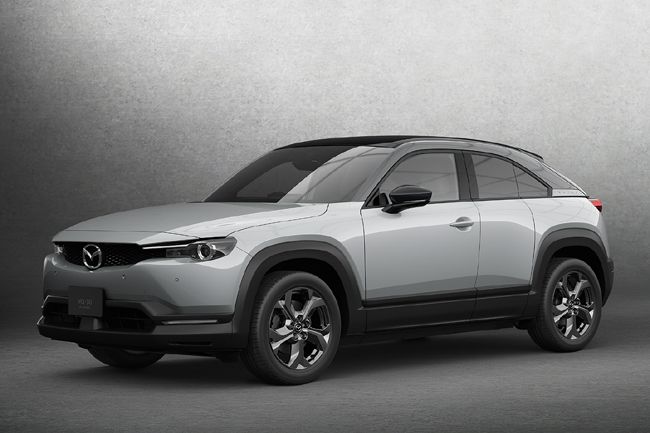 マツダの新世代コンパクトSUV「MX-30」の電気自動車が市場デビュー